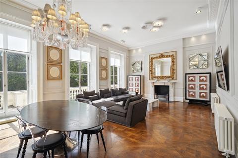 Eccleston Square, London, SW1V