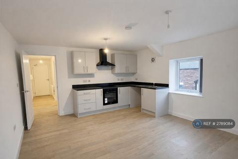 2 bedroom flat to rent, Ilkeston, Derbyshire, DE7