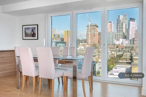 2 bedroom flat to rent, Cornell Square, London, SW8