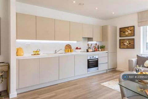 undefined, Springfield Drive, London, SW17