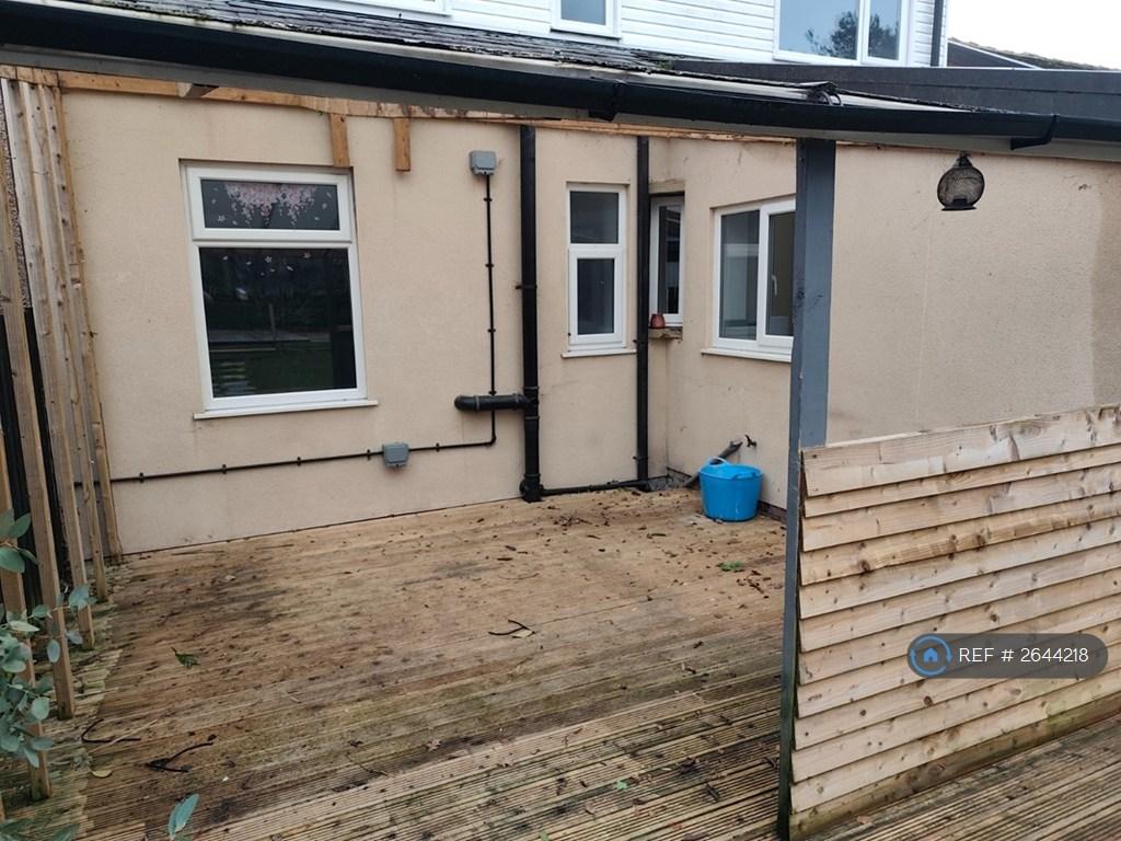 Covered Outdoor Area