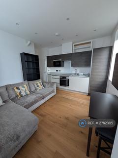 1 bedroom flat to rent, Circa Apartments, Harlington, Hayes, UB3