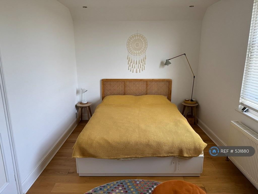 Bedroom Bed