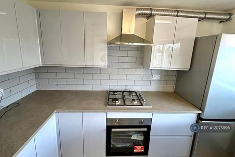undefined, St Saviours Road, Reading, RG1