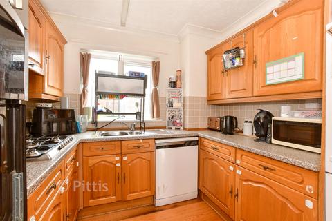4 bedroom semi-detached house for sale, Prior Crescent, Newport, Isle of Wight