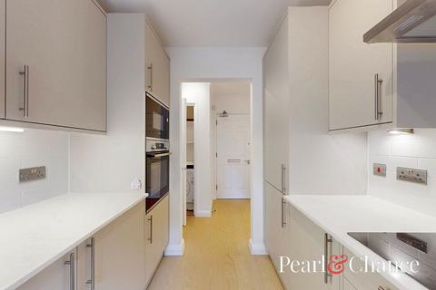 1 bedroom flat to rent, Heathside, Finchley Road, NW11