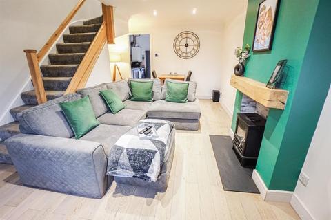 2 bedroom house for sale, Fanshaw Avenue, Eckington, Sheffield