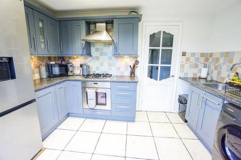2 bedroom house for sale, Fanshaw Avenue, Eckington, Sheffield