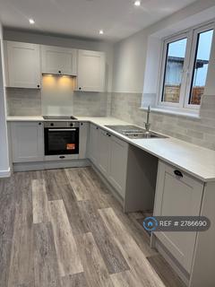 2 bedroom flat to rent, Southfield House, Waterlooville, PO7