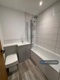 2 bedroom flat to rent, Southfield House, Waterlooville, PO7
