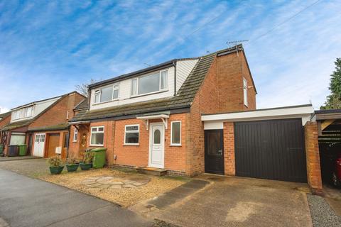 2 bedroom semi-detached house for sale, College Road, Kidderminster, DY10
