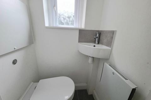 3 bedroom semi-detached house for sale, Nuneaton Road, Warwickshire CV12
