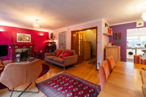 4 bedroom detached house for sale, Cliffe Road, Birstall, LE4