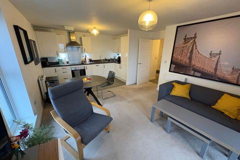 2 bedroom flat to rent, Mansell Road, Bristol BS34