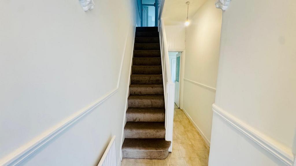 Hallway.jpeg