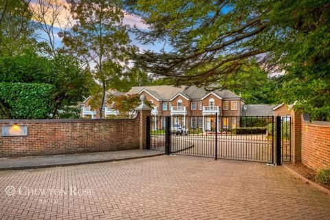 3 bedroom end of terrace house for sale, Shenstone Park, Ascot