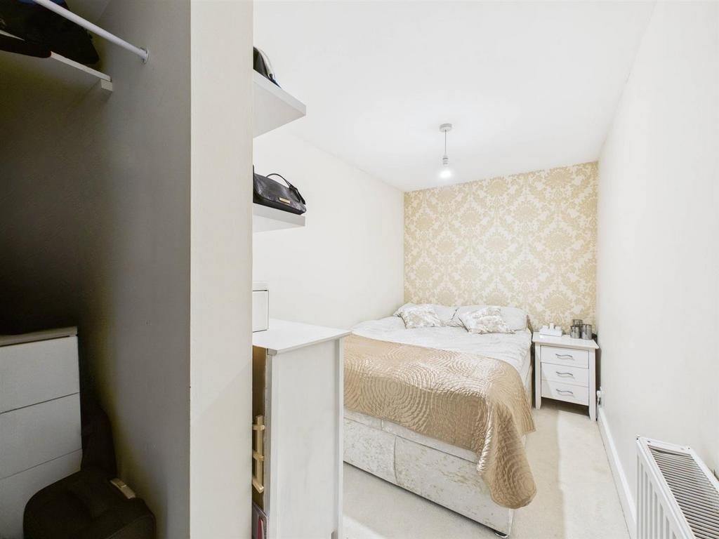 CAM02885 G0-PR0553-STILL002.jpg