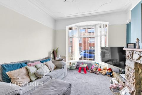 2 bedroom terraced house for sale, Clovelly Avenue, Hollins, Oldham
