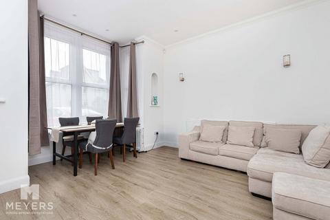 2 bedroom flat for sale, Westby Road, Bournemouth, BH5 1
