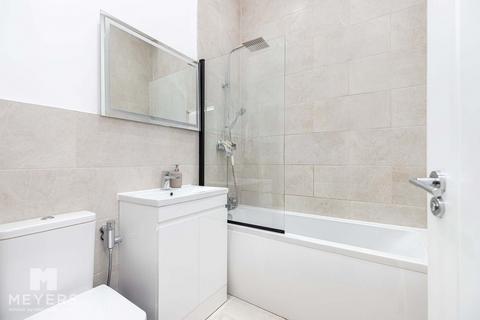 2 bedroom flat for sale, Westby Road, Bournemouth, BH5 1