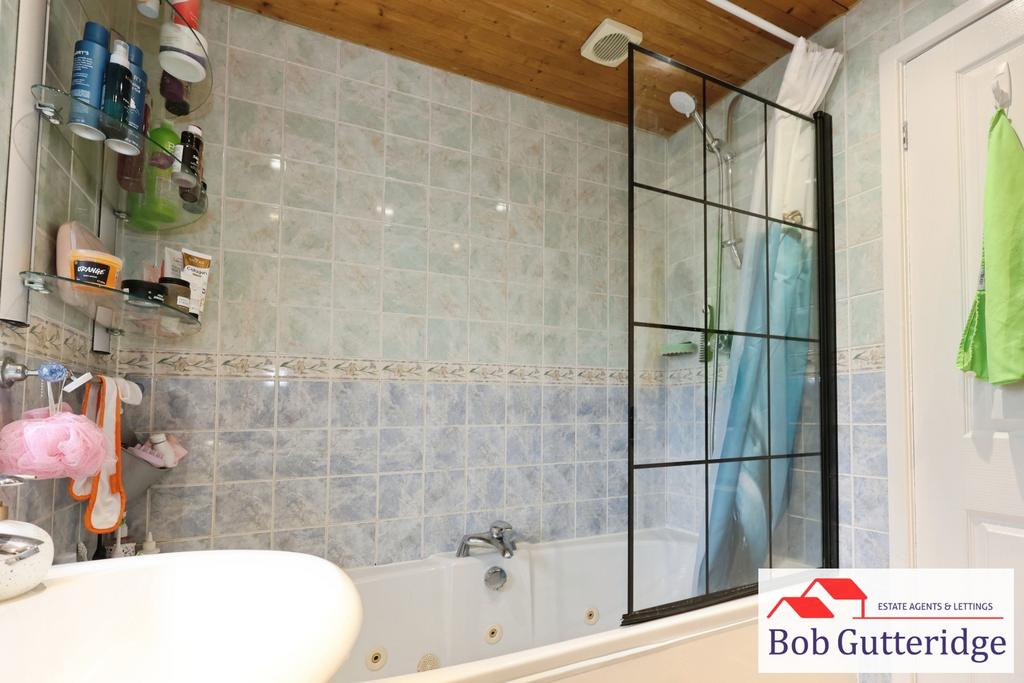 First floor family bathroom