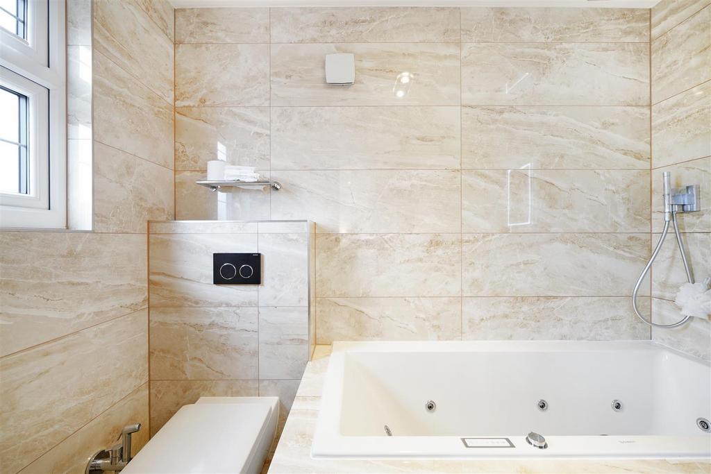 Ensuite