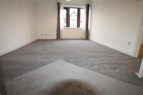 2 bedroom flat to rent, Padbury House, Inner Town Area