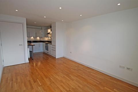 1 bedroom flat to rent, Castle Quay