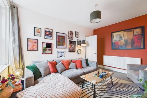 2 bedroom apartment for sale, East View, Wideopen