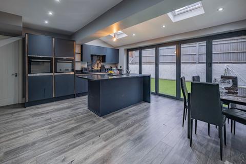 4 bedroom semi-detached house for sale, Highfield Road, Tunbridge Wells TN4