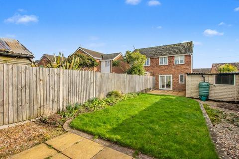3 bedroom semi-detached house for sale, Sandringham Drive, Heacham