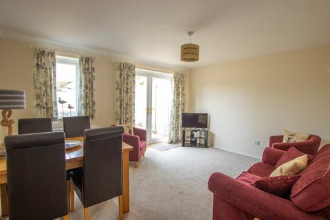 3 bedroom semi-detached house for sale, Sandringham Drive, Heacham