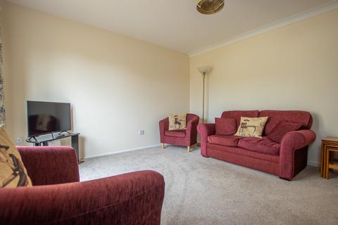 3 bedroom semi-detached house for sale, Sandringham Drive, Heacham