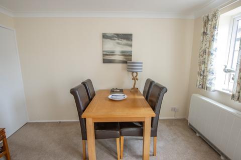 3 bedroom semi-detached house for sale, Sandringham Drive, Heacham