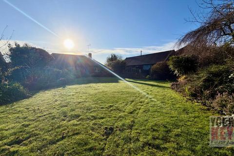 3 bedroom detached bungalow for sale, Canterbury Road, Lyminge, Folkestone, Kent CT18 8HD
