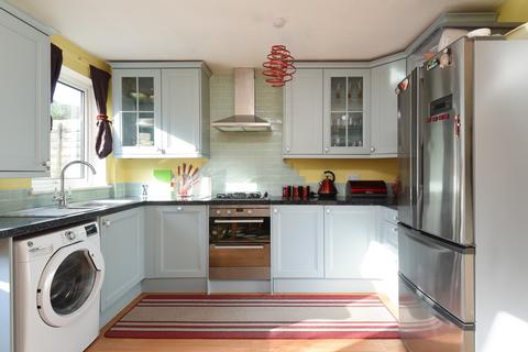 undefined, Hurst Road, Kennington