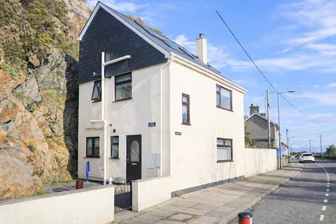 4 bedroom house for sale, Abererch Road, Pwllheli