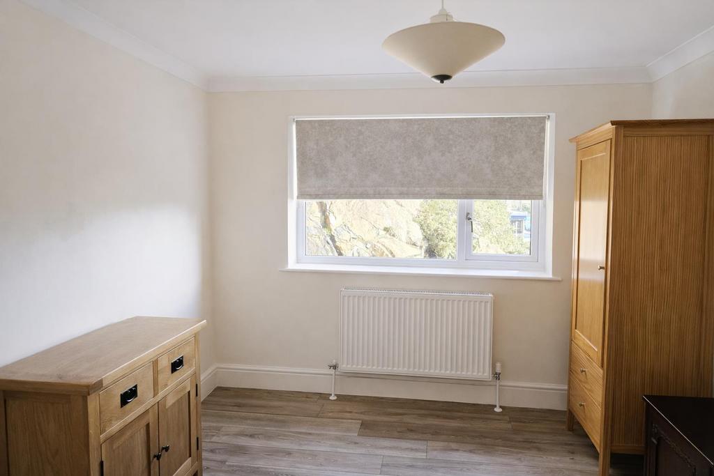 Bedroom 1.png