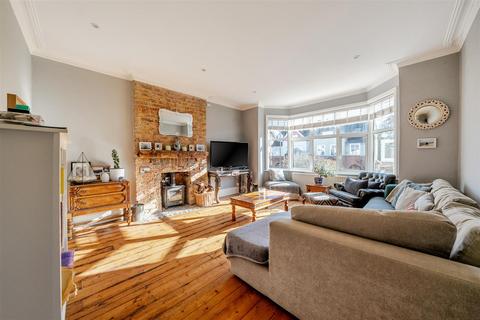 1 bedroom apartment for sale, Effingham Road, Long Ditton, Surbiton