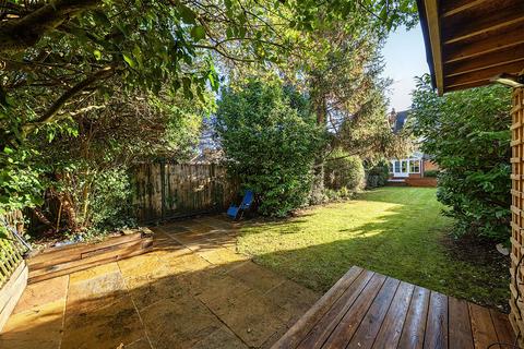 1 bedroom apartment for sale, Effingham Road, Long Ditton, Surbiton