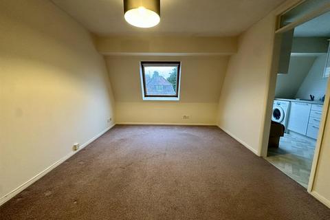 1 bedroom flat to rent, New Park Street, Devizes