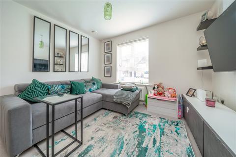 1 bedroom flat for sale, Harrow Close, Addlestone KT15