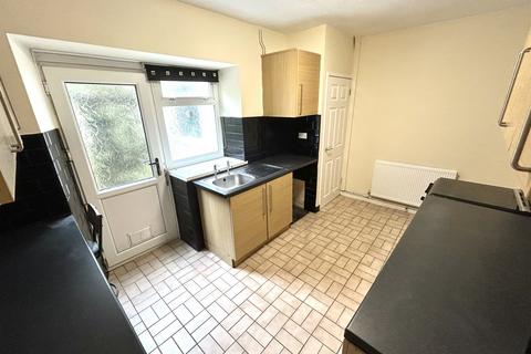 2 bedroom house to rent, Berw Road, Pontypridd CF37