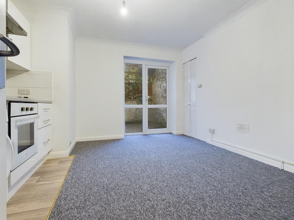 Lounge/Kitchen
