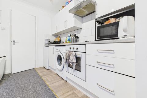 2 bedroom flat for sale, Clarendon Place, Brighton BN2