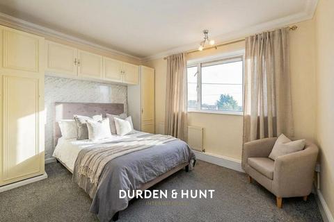 3 bedroom semi-detached house for sale, Brocket Way, Chigwell, IG7