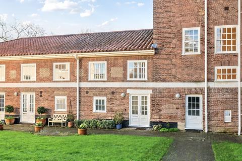 3 bedroom terraced house for sale, Scott Avenue, Putney, London, SW15