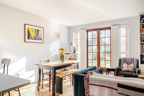 3 bedroom terraced house for sale, Scott Avenue, Putney, London, SW15