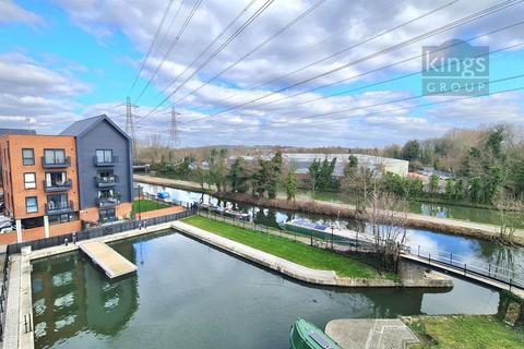 2 bedroom flat for sale, Lea Road, Waltham Abbey