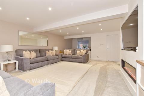 4 bedroom detached house for sale, Allen Close, Chatham ME5